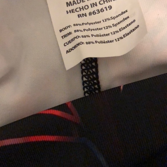 Bebe Capri Leggings - Picture 6 of 7